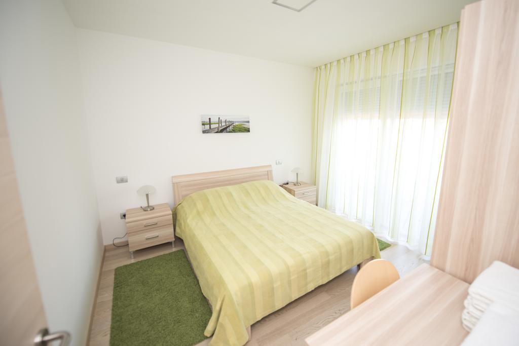 Villa Danex Premium Umag Zimmer foto